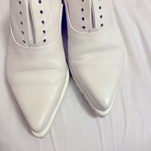 Barbara Bui White Oxford or Slip size 35 leather